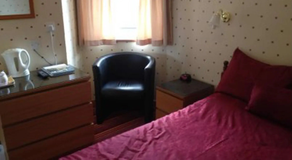 Whitehouse Guest House
