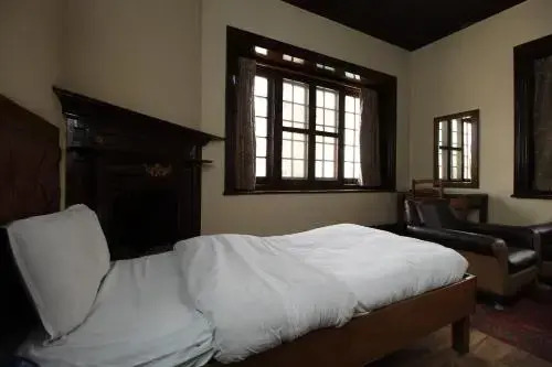 Akbar Residency