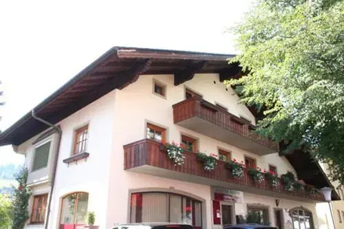 Haus Ringhofer - Apartments-Sommer