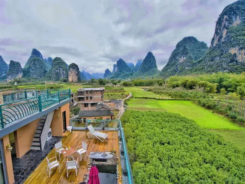 Yangshuo Yulong River Gauche Hotel