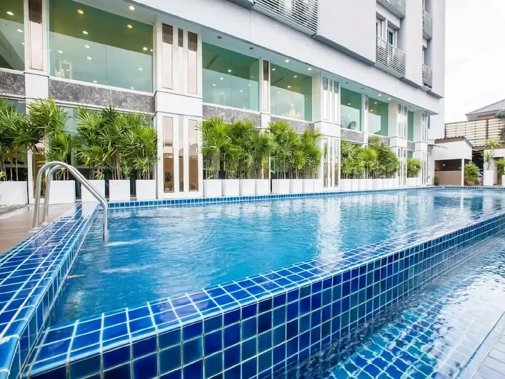 Golden Empire Suvarnabhumi Hotel