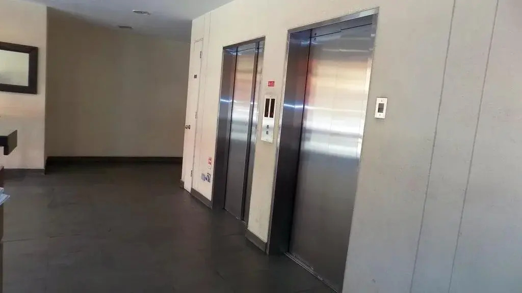 Santiago Metro Santa Lucia