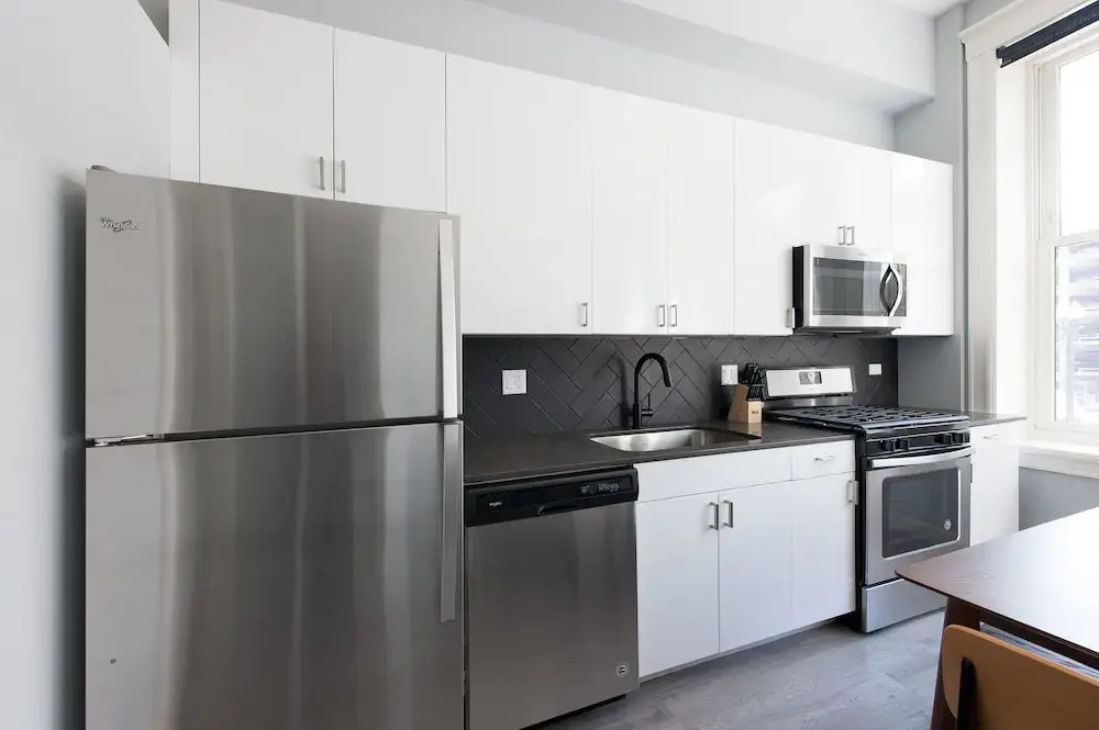 The Plymouth Premier 4BR Suites by Sonder