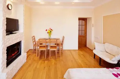Do Lvova Apartments
