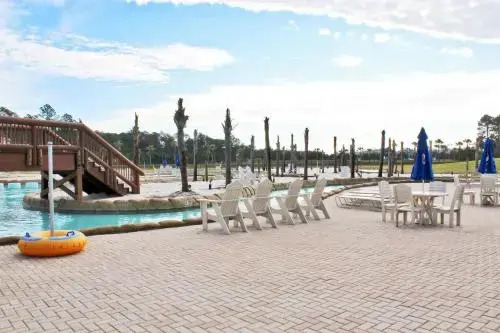 Wharf 615 by Youngs Suncoast