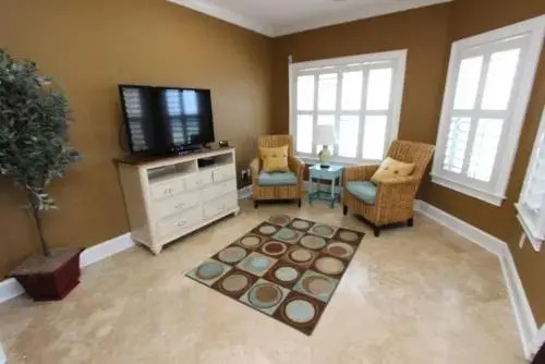 Crystal Dunes 506 - 4 Br condo by RedAwning
