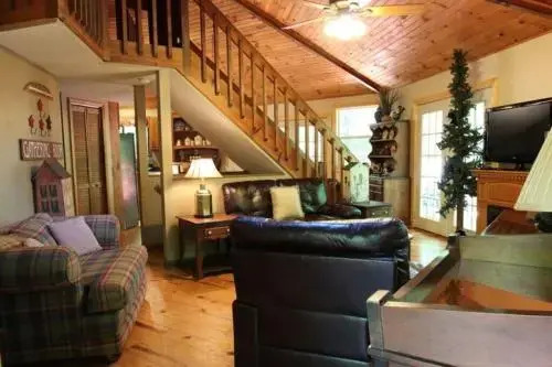 Rowe`s Round House