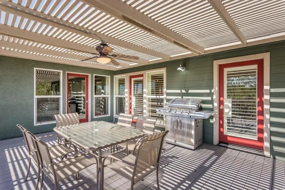 Greenwood 4 Br home by RedAwning