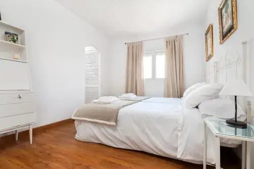 Genteel Home Velarde