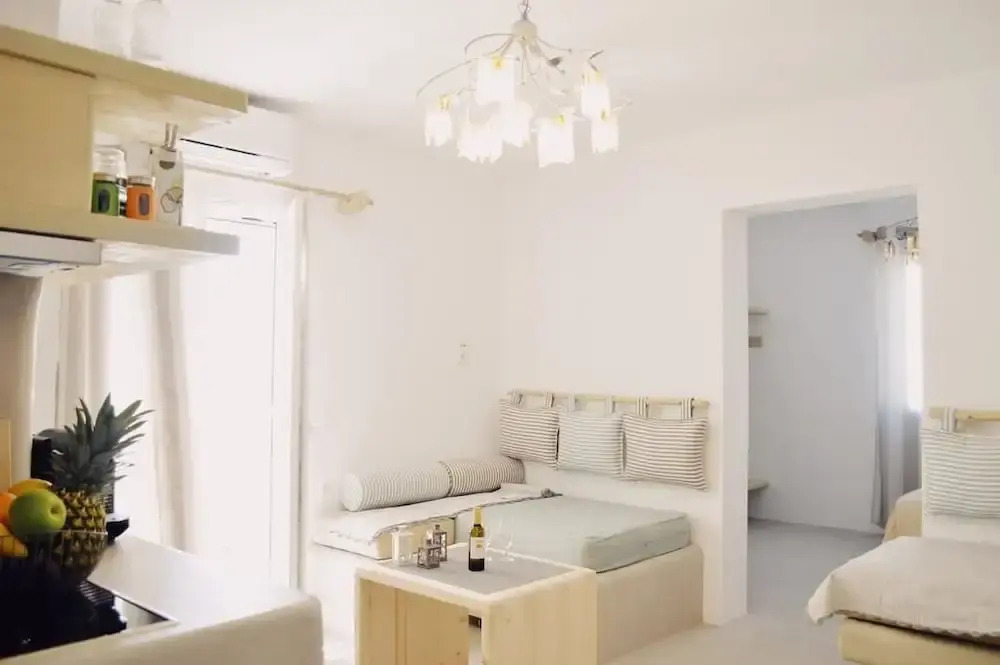 Nama Luxury Rooms & Suites