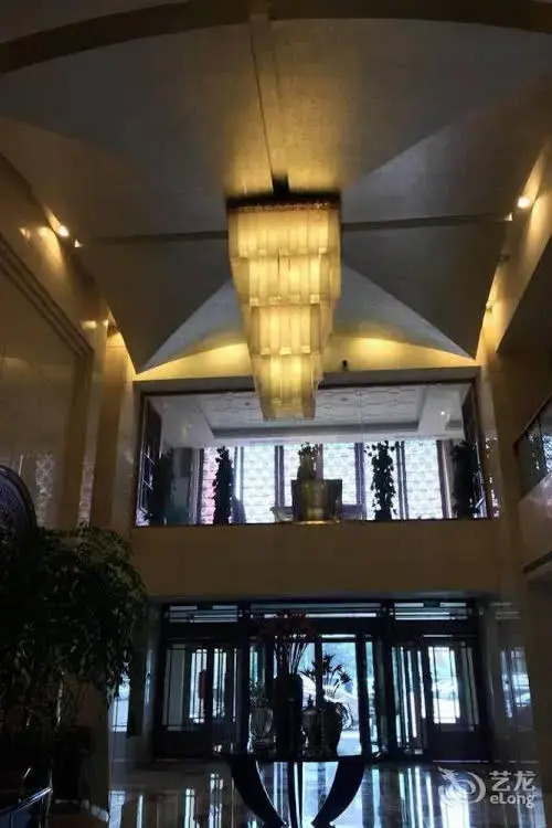 Chunyi Hotel