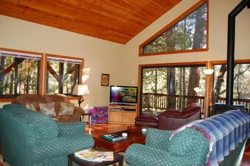 RedAwning Cabin #5N Edmunds Place