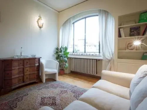 Golden View Suite