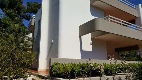 Phalanthos B&B