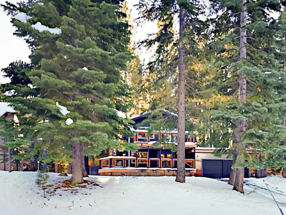 Chic Ski Retreat - 4 Br Home