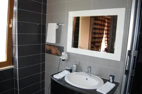 6 Milje Hotel