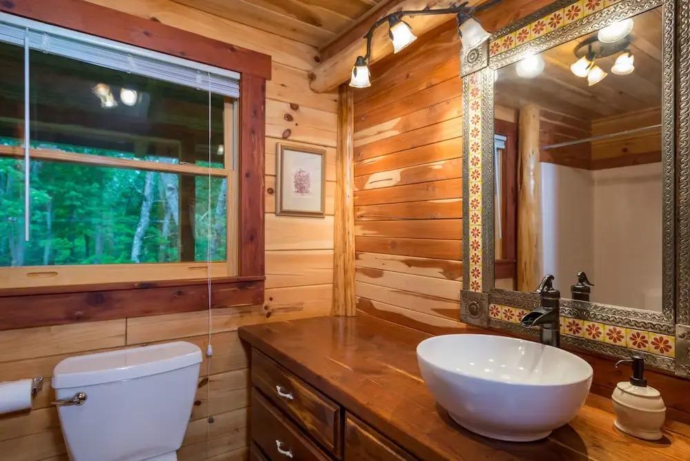A Touch of Luxury Cabin