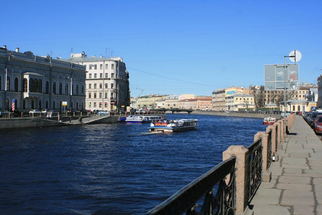 Anichkov Bridge Living Quarters
