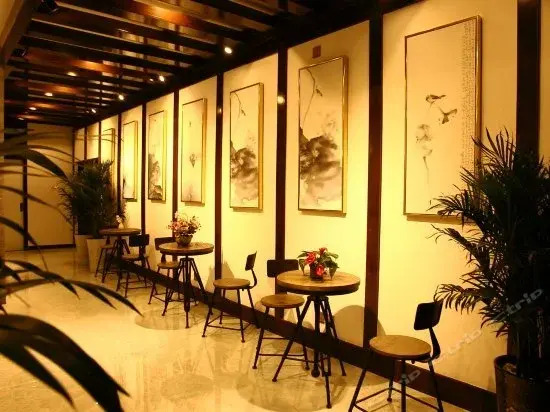 Towo Topping Hotel (Chengdu Tianfu Square Chunxi Road)