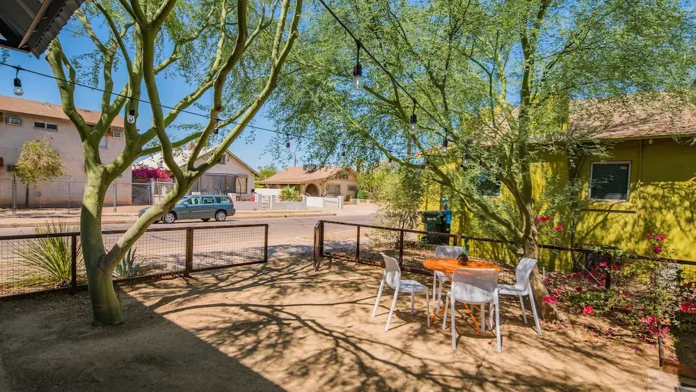 Quaint 2BR Near Downtown by WanderJaunt