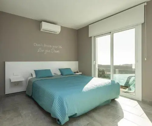 Villa Pacifica