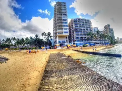 Waikiki Shore 515 Beachfront & Upgrade