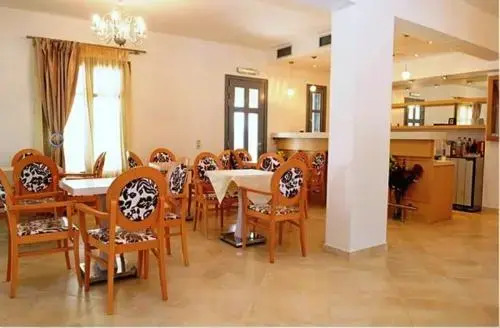 Augustis Suites