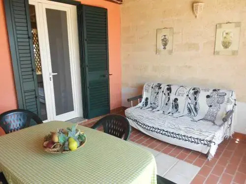 Casa Brigante by BarbarHouse