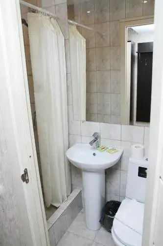 PRESTO Nevsky 95/Goncharnaya 10