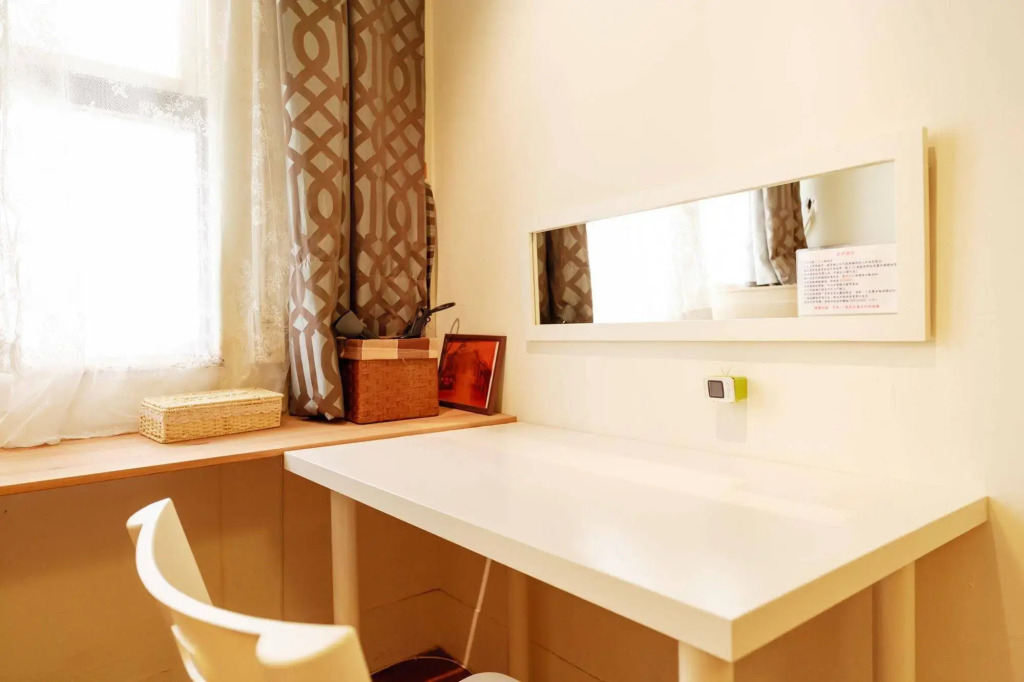 Hotel A