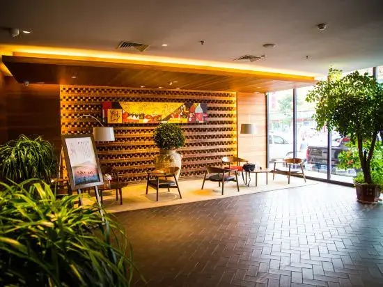 Linyi Hongcui Garden Hotel