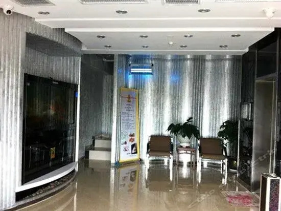 Super 8 Hotel