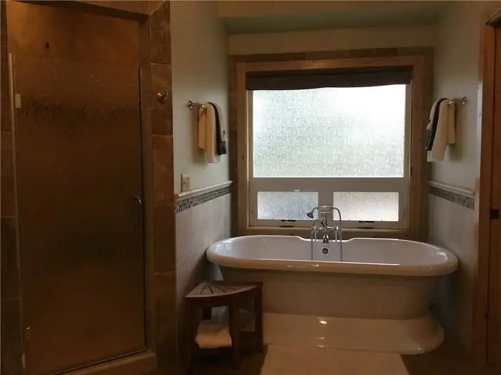 Blue Lake Ranch Retreat - 3 Br Home