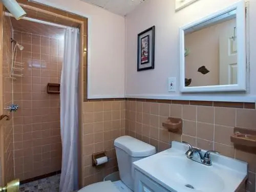 46th St Windjammer 200A 1Br Studio