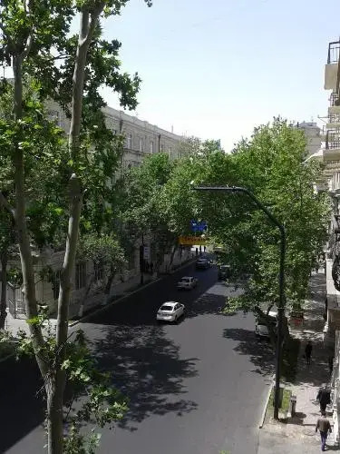 Neftiannikov Avenue Apartment