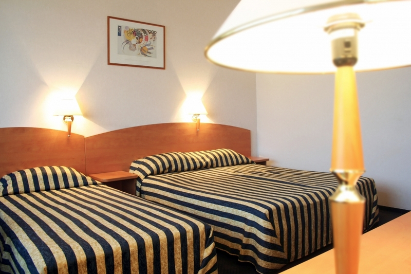 Class Hotel