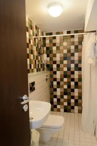 Complex Hotelier COTA O MIE
