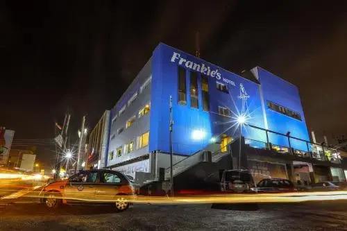 Frankie's Foods And Rooms LTD