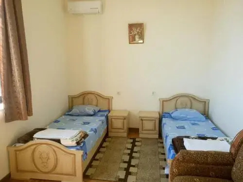 Dayana Hotel