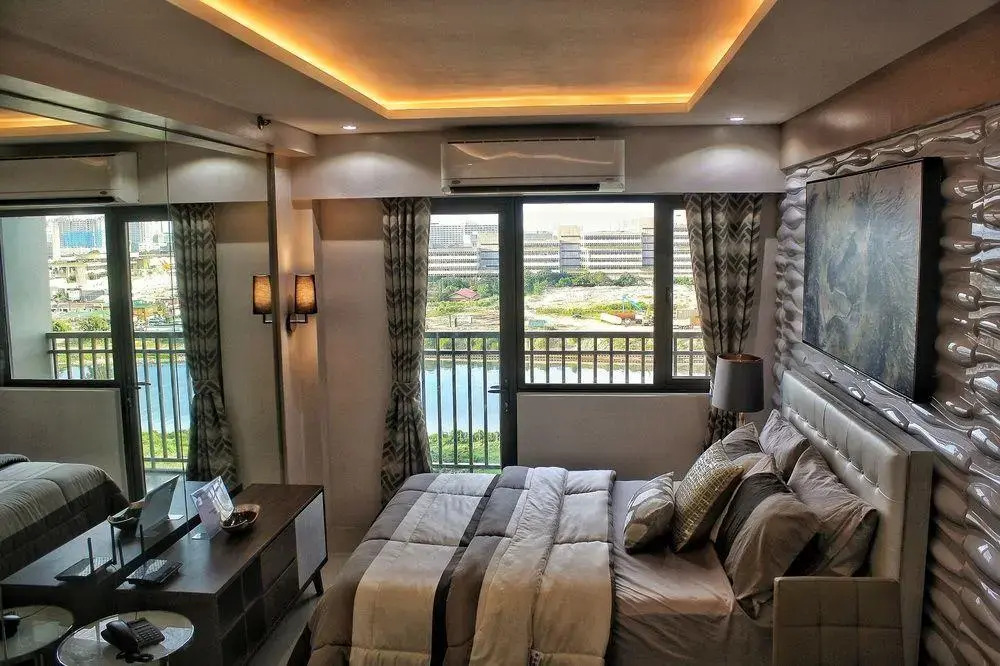 Shore 1 Condo near MOA - PLS send valid IDs of all guests after booking for guest authorization form purposes