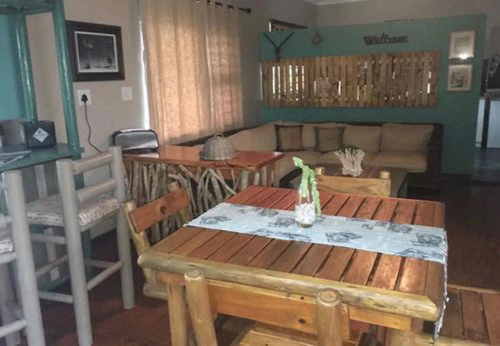 Crane's Nest Guesthouse