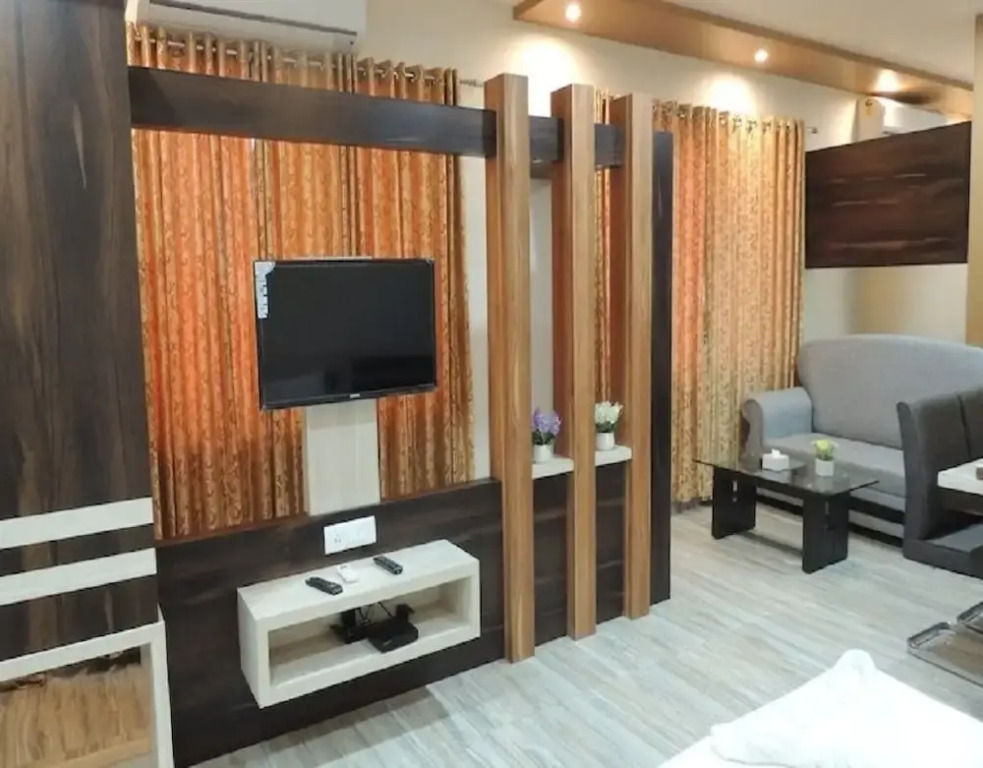 Room Maangta 125 - Kalyan East