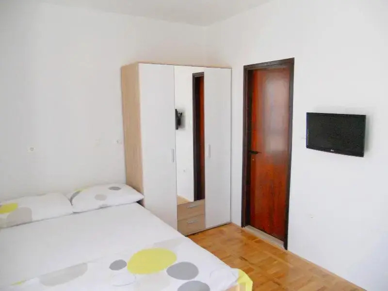 Apartments Boze