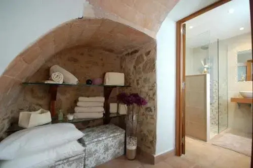 Apartment Lets Holidays Tossa de Mar Romantic