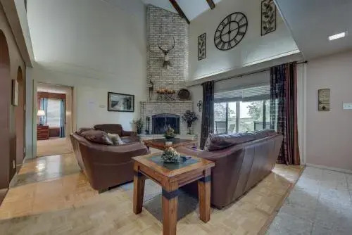 1415 W. Lakeside Dr. - 4 Br Home
