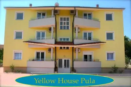 Yellow House Pula
