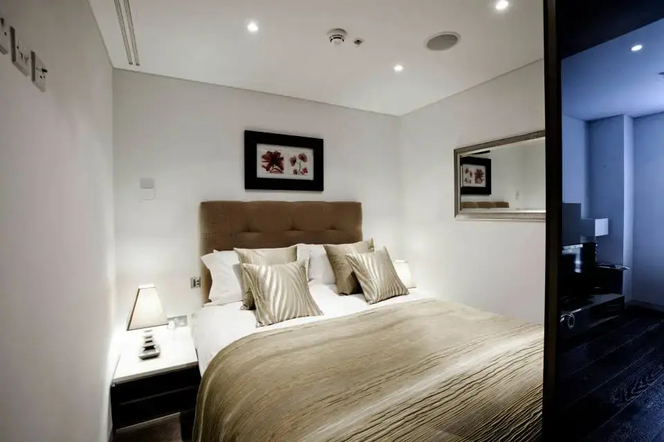 Apple Apartments The Strand