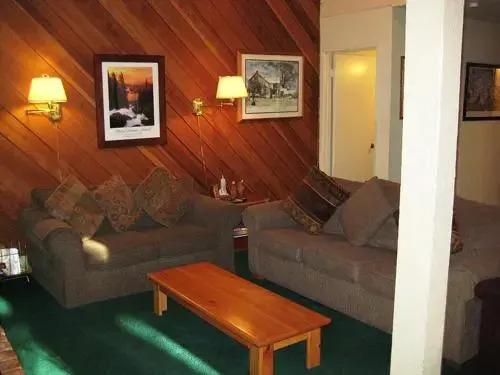 Sherwin Villas 44E
