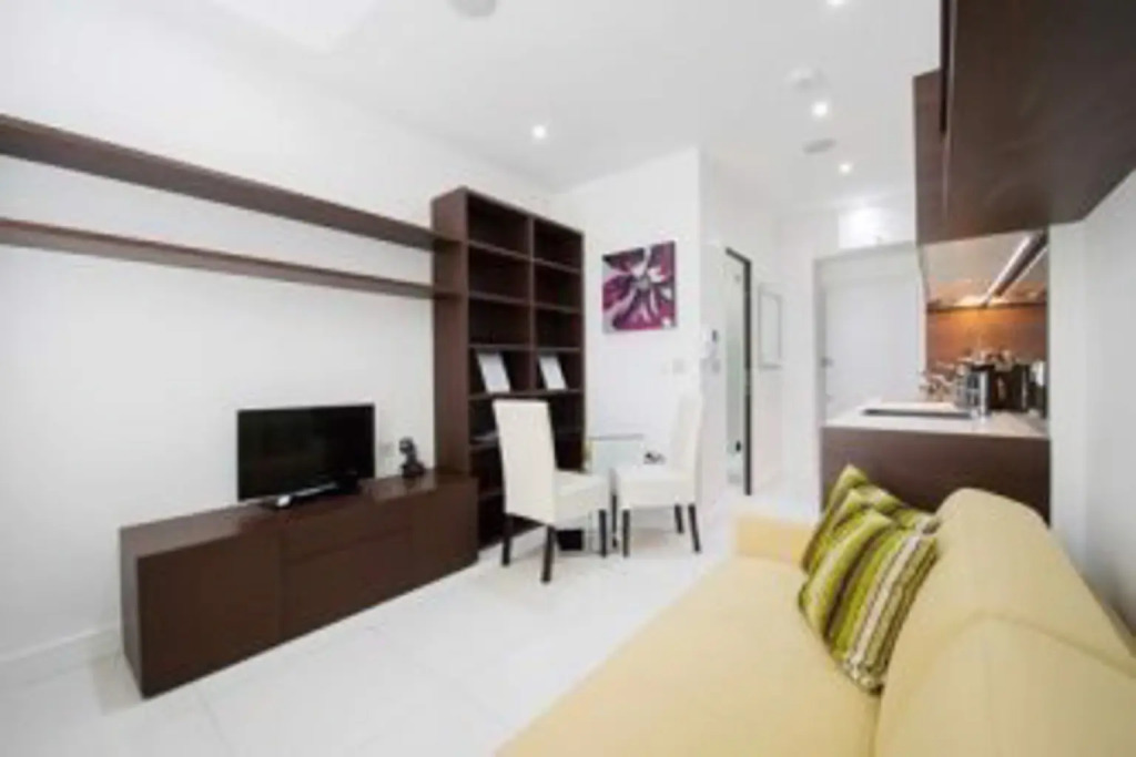 BLOOMSBURY APARTMENTS