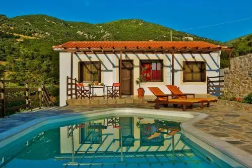 Porto Skopelos Villas